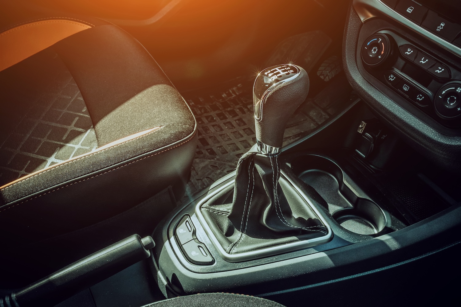 an image of the interior of a car, showing the used gearbox manchester